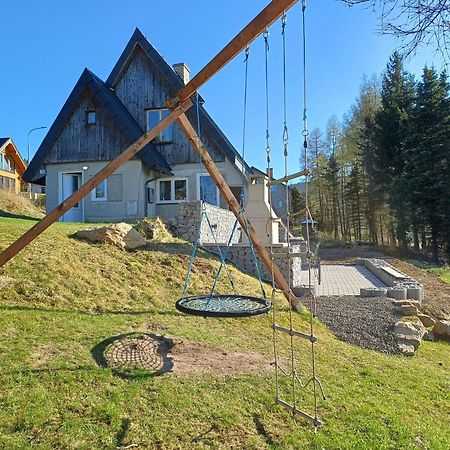 Loučná pod Klínovcem Chaloupka Na Vrskuヴィラ エクステリア 写真